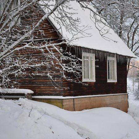 Joeniidu Holiday House Trolla Buitenkant foto