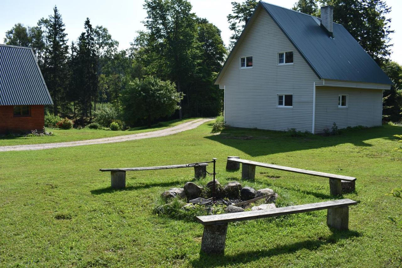 Joeniidu Holiday House Trolla Buitenkant foto